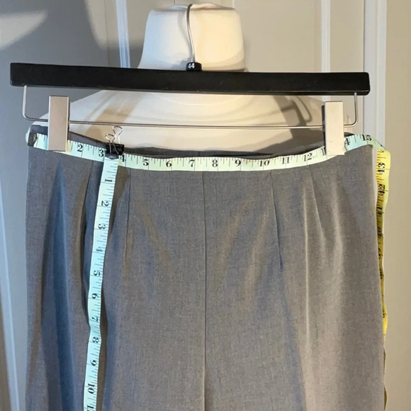 ‼️SALE 3/$30‼️ East 5th Pants - Picture 4 of 8